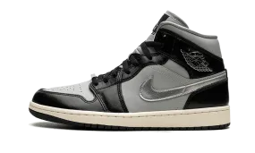 Air Jordan 1 Mid Black Chrome