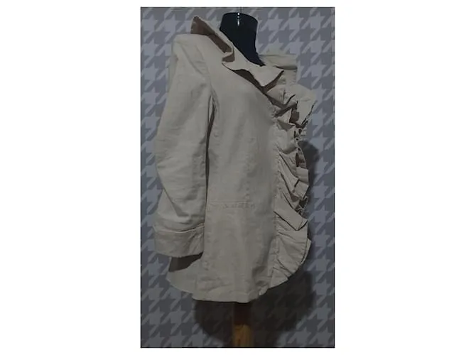 Alice + Olivia Chaquetas Beige 