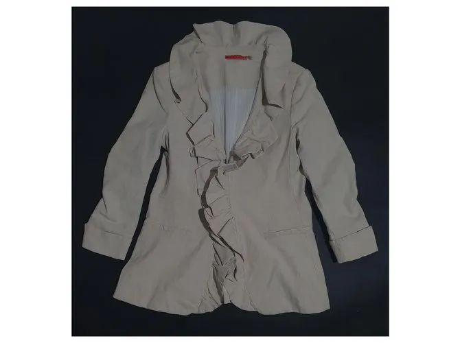 Alice + Olivia Chaquetas Beige 