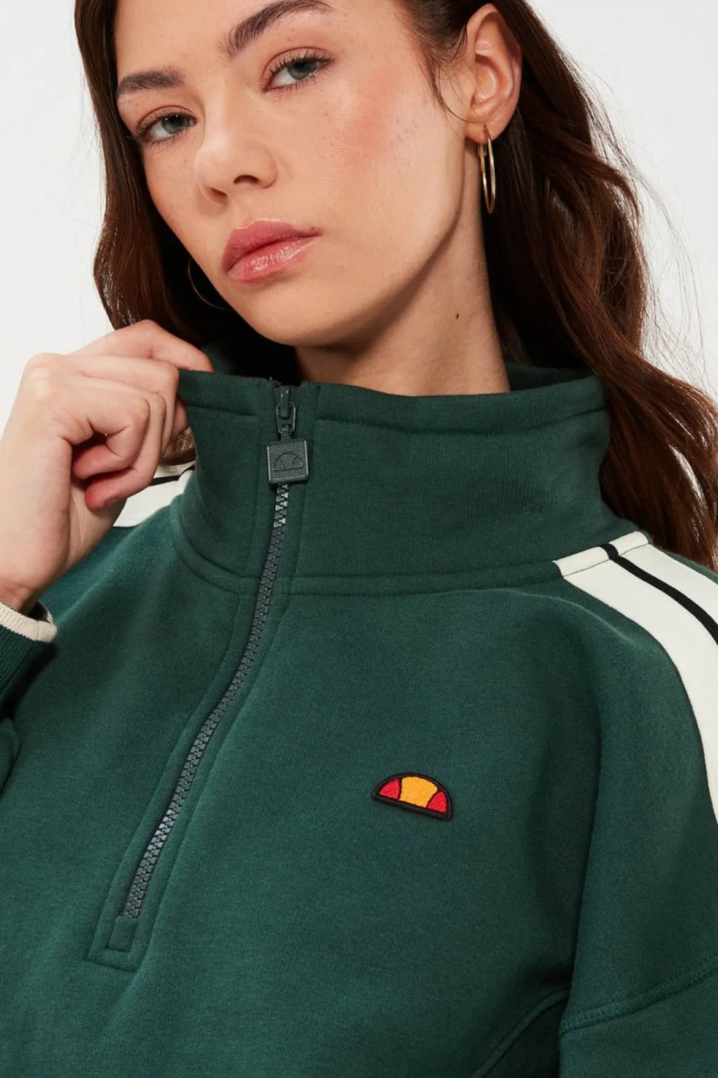 ELLESSE