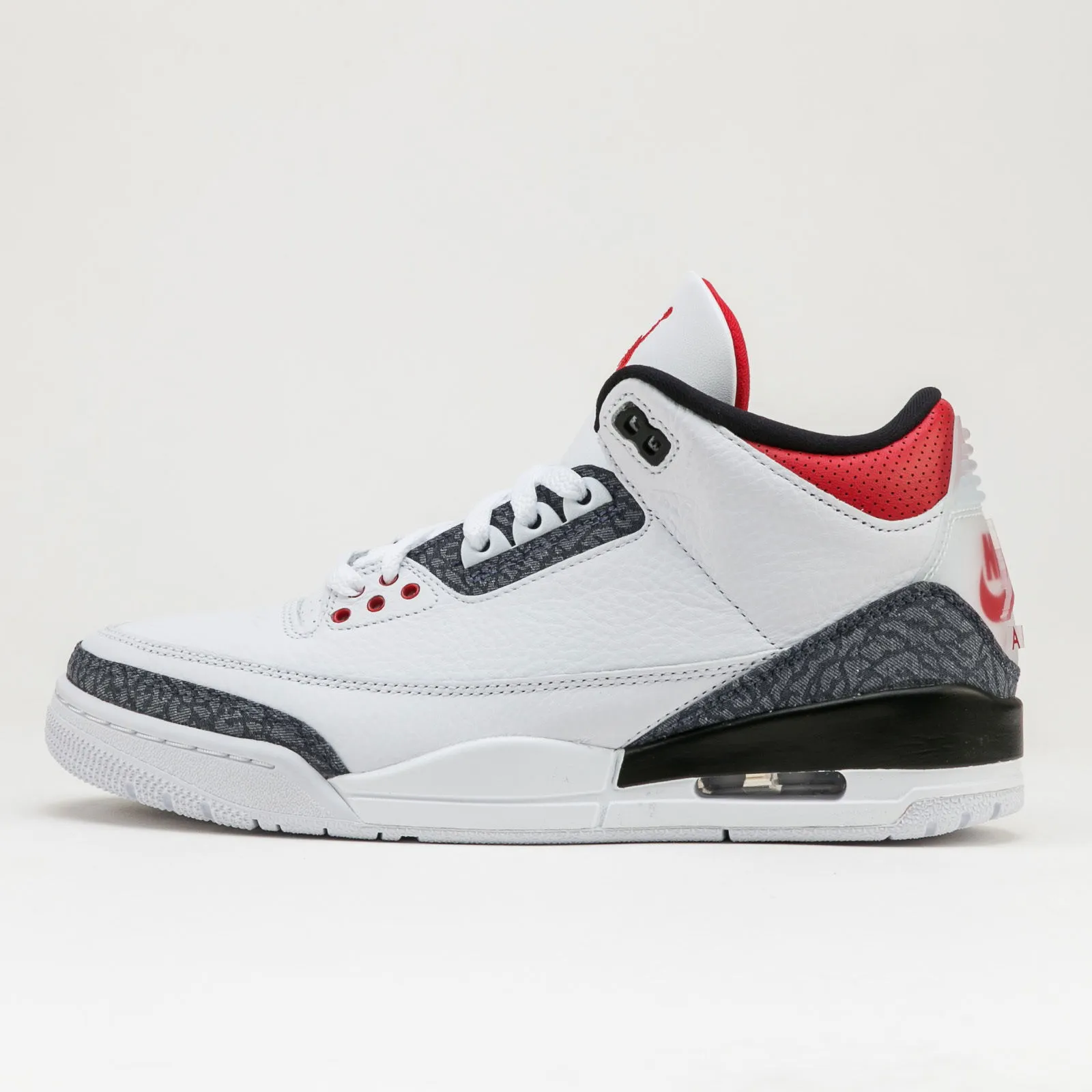 Jordan Air Jordan 3 Retro Denim SE "Fire Red"