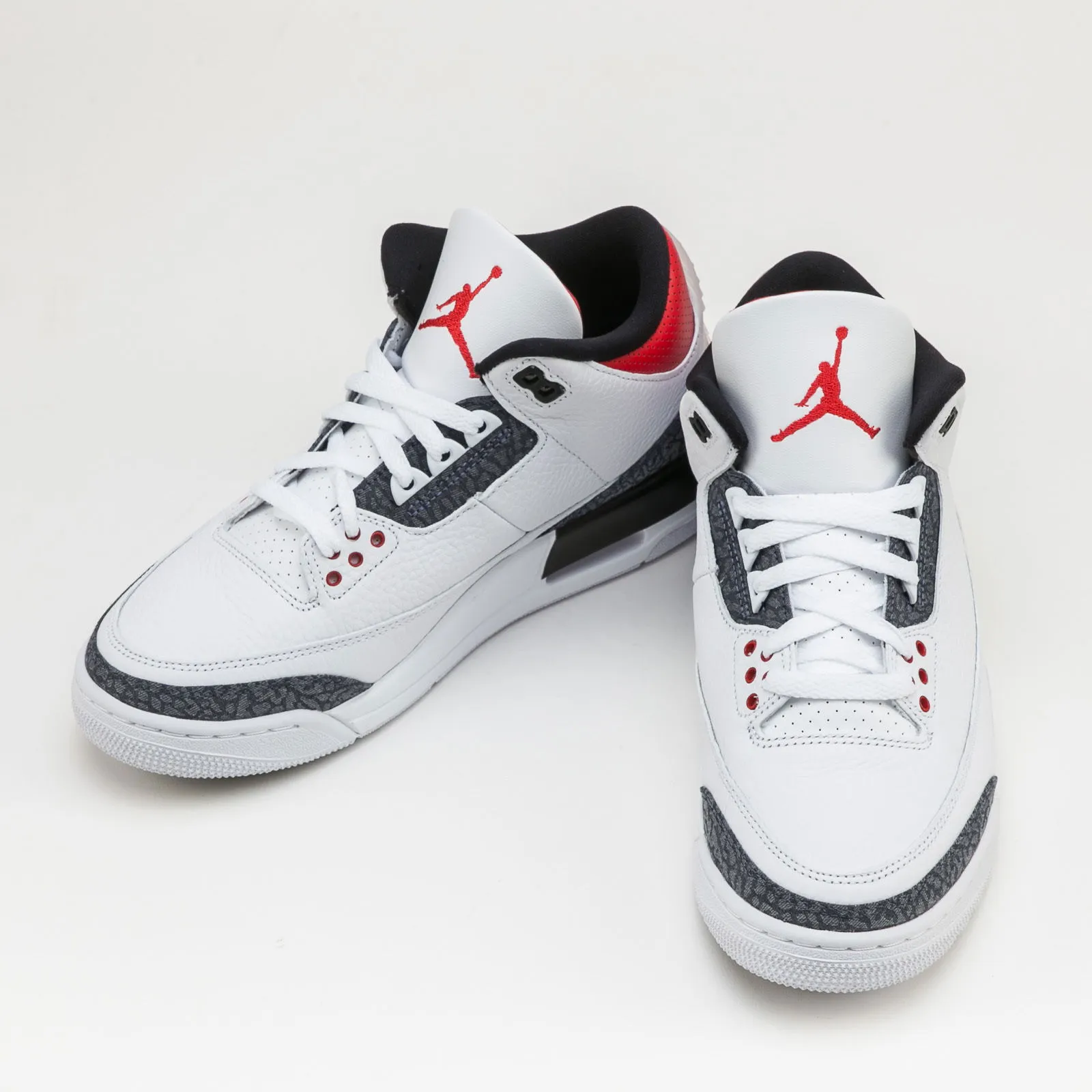 Jordan Air Jordan 3 Retro Denim SE "Fire Red"