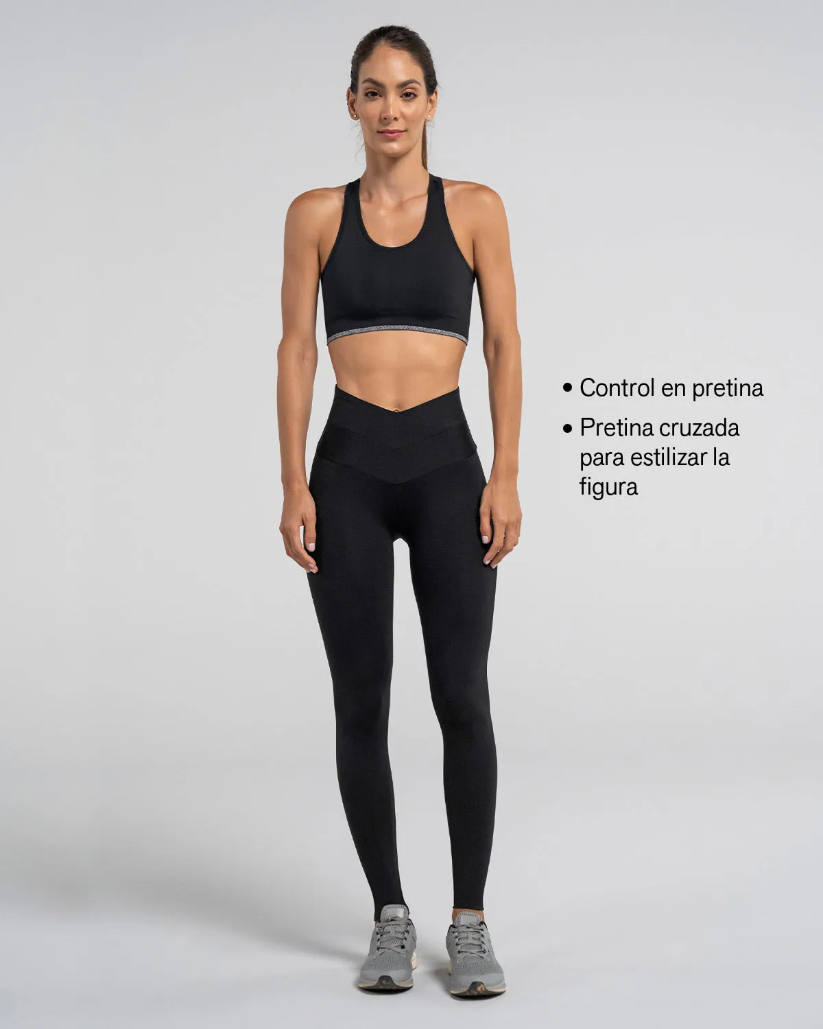 Legging deportivo de compresión con pretina cruzada en forma de V