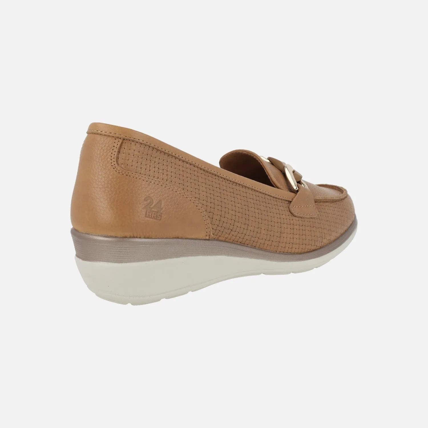 Mocasines de piel camel efecto trenzado con cadena