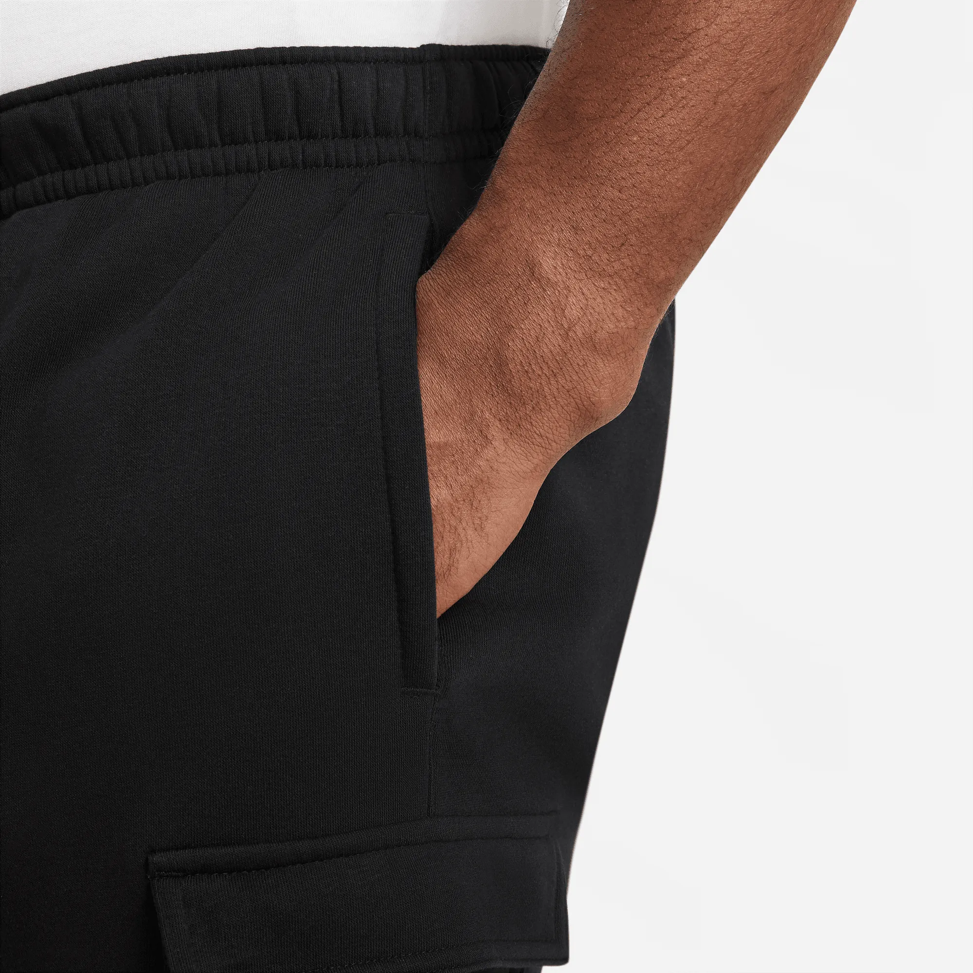 Pantalón Corto Nike Club Cargo De Hombre