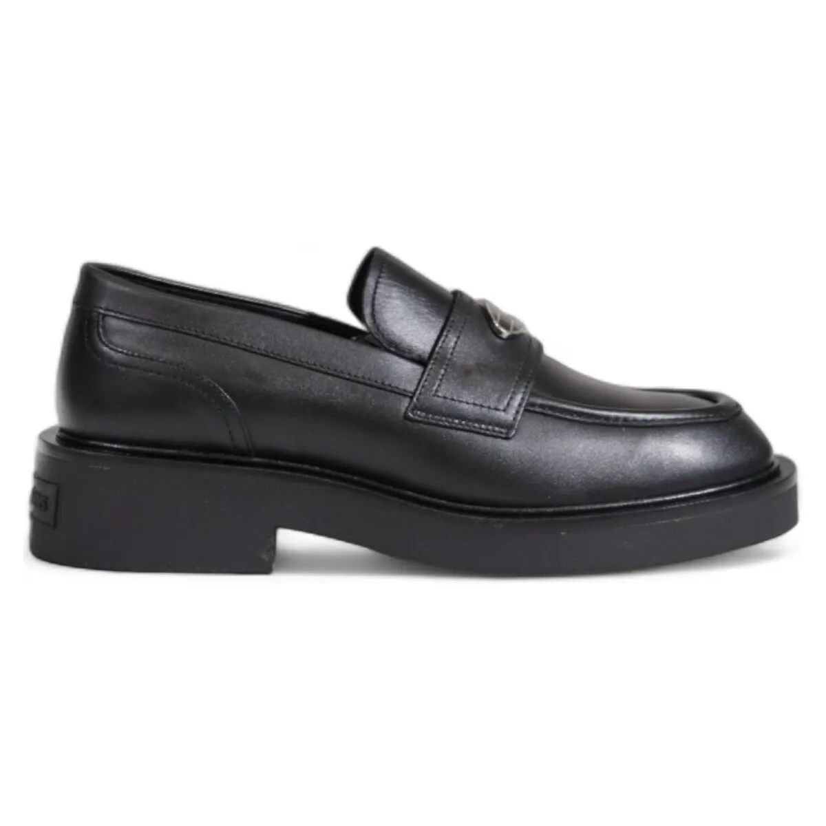 TJW FLAT LOAFER EN0EN02557