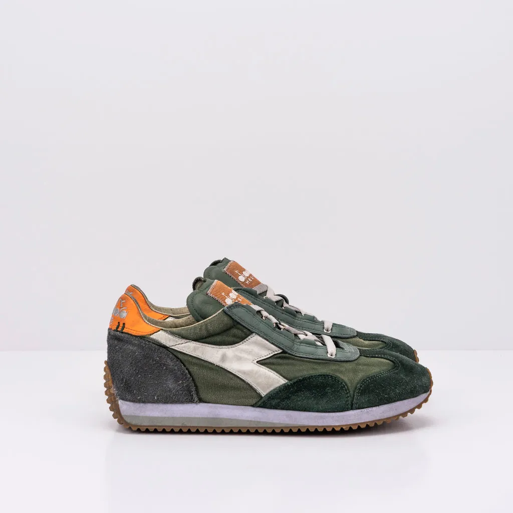 ZAPATILLA - DIADORA HERITAGE - EQUIPE DIRTY STONE WASH EVO GREEN THYME 174736 01 70166